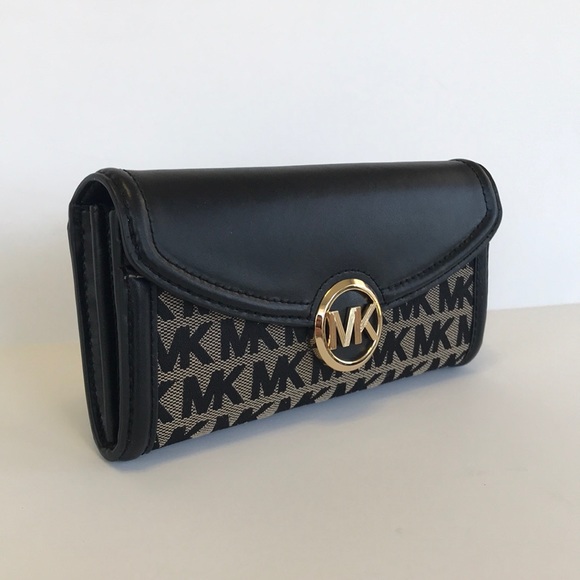 Michael Kors MK Fulton Large Jacquard Wallet - Picture 2 of 8